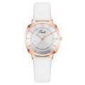Square women's quartz watch with white leather strap and rose gold ripple dial - White