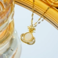 Collar de acero de titanio con colgante de planeta de ojo de gato y circonitas - Planeta Ojo de Gato Amarillo Estrella del Norte (C524 Dorado Blanco)
