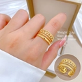 Minimalistischer vergoldeter Kettenring mit mehrlagiger Webstruktur am Finger - Einstellbar Offen / Gold (J0135 Echtgold Vergoldet)