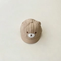 Dettaglio del cappellino neonato con orecchie 3D e ricamo a forma di faccia d'orso - 46-49cm (Consigliato 5 Mesi-3 Anni) / Beige