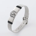 Pulsera de malla de acero inoxidable plateado con cabeza de Buda y detalles negros - Estilo de Correa de Reloj de Malla con Cabeza de Buda / Color Acero