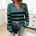 Maglione da donna a righe verde acqua e nere con scollo a V e colletto a risvolto - Taglia S / Verde