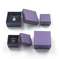 Elegant purple jewelry gift box set for rings and necklaces on white background - 7.3x7.3x3.5cm / Purple
