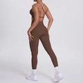 Detail of cross-back sports bra and high-waisted leggings in deep coffee nylon fabric - S / Chestnut Brown