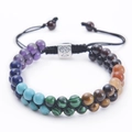 Detalle de pulsera de piedras naturales chakra 6mm con dije de árbol de la vida metal - Pulsera Multicolor de Doble Fila
