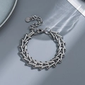 Minimalistisches silbernes Gliederarmband aus Edelstahl mit Karabinerverschluss und Kette - Rundrohr Gewebter Stil