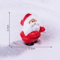 Mini Christmas Santa Claus resin figurine for micro landscapes, height 3.7cm and width 3.3cm - Raising Hand Santa