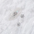 Bijoux à ongles flocon de neige argenté avec strass irisés et paillettes blanches - Style A1143-02 / Argenté