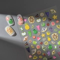 Autocollants à ongles holographiques 3D aux motifs de fruits tropicaux pour l'été - Thème Fruits Tropicaux Mixtes (CO-420)