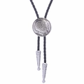 Vintage Silber Bolo Tie mit Indianer-Motiv und geflochtenem schwarzem Lederband - Indianerhäuptling Porträt Antiksilber