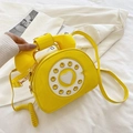 Sac bandoulière créatif rétro en forme de téléphone jaune brillant avec cadran rotatif - 21cm x 16cm x 9cm / Jaune