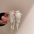 Barock-Ohrringe mit Kunstperlen und Kristall-Wasserfall-Fransen-Quasten für Damen - Silbernadel-Weiß