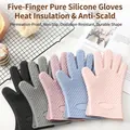 Guanti da forno in silicone a cinque dita con trama antiscivolo a cuore in vari colori - 95g / Multicolore