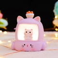 Luce notturna a forma di gatto viola e carillon su una base rotante con ruote - Stile Gatto dell'Auto (983-12) / Manuale a manovella / Viola