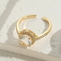 Πολυτελές επιχρυσωμένο δαχτυλίδι γάμου 14K με μεγάλο στρογγυλό ζιργκόν halo - Ρυθμιζόμενο Ανοιχτό / Στρογγυλό Λευκό Ζιργκόν - Χρυσό