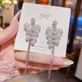 Silver 925 tassel earrings with luxury cluster pearls and shimmering zircon details - Silver Pearl Tassel (E0191)