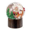 Kerstsneeuwbol met kerstman en rendier op een geborstelde bronzen metalen voet - Kerstman