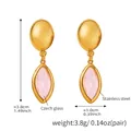 Détail de pendentif en verre tchèque marquise rose sur boucles d'oreilles en acier doré - Or Rose