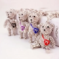 Porte-clés ours en strass avec cœurs colorés en noir violet bleu et rouge étincelants - Couleur Aléatoire