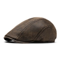 Gorra plana de cuero marrón oscuro vintage con textura envejecida y costuras finas - café