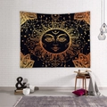 Tapiz de pared bohemio con sol y fases lunares en estilo astrología negro y dorado - 73x95cm (Tela Cepillada) / Astrología Negro y Oro