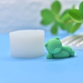 Silikonform für seitlich liegende Bärenfiguren zur DIY Herstellung von Seifen und Kerzen - Seitlich liegender Bär / Weiß