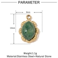 Dettaglio del ciondolo ovale dorato con pietra naturale e parametri di misura - Stile Marquise in Pietra Naturale Verde (VG803)