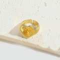Anello a cuore dorato regolabile con incisione MOM e motivo rosa su base in pietra - Anello Cuore MOM