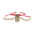 Verstellbares rotes Armband mit Hamsa-Hand, bunten Zirkonia und Mama-Gravur - CB0162-MAMA Armband 1HT (Rotes Seil/Hamsa Hand)