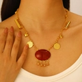 Vintage-Gold-Layering-Kette mit rotem Stein-Anhänger und Münz-Charms - Goldene Rhodochrosit-Glockenhalskette (3353)
