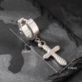 Silberner Kreuz-Ohrhänger aus Edelstahl mit Maßen von 3,6 cm Länge und 1,14 cm Breite - Texturierter Kreuz-Stil (S219)