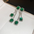 No.28 Silver Needle Silver Green Earrings