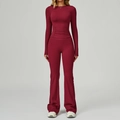 Nauwsluitende yoga-set met lange mouwen en flared broek in diep bordeauxrood - S / Lange Mouw + Uitlopende Broek - Kersenrood