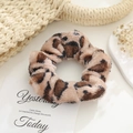 Coletero de felpa con estampado de leopardo para mujer con suave diseño retro beige y marrón - Caqui Leopardo