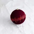 Boule de Noël flocage bordeaux avec paillettes scintillantes et finition velours - 12cm Boule à Paillettes Rouge Foncé