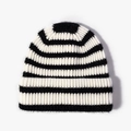 Berretto invernale unisex a righe bianche e nere con un bordo risvoltato spesso e caldo - Taglia unica / A Righe Bianche