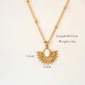 Détail du collier bohème avec pendentif en pierre naturelle et chaîne à billes 40+5cm - Jade Blanc