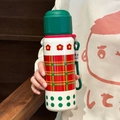 Insulated stainless steel water bottle with red floral and retro plaid pattern detail - 550ml / Christmas Green Lid Plaid Flower
