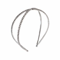 Diadema cruzada plateada de doble capa con diamantes de imitación sobre base de metal - Plateado