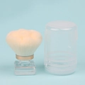 Grande pennello da cipria con setole beige soffici e base in acrilico trasparente con ghiera oro - Pennello per unghie bianco in lana sintetica a forma di fiore con scatola