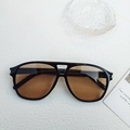 Lunettes de soleil aviateur avec monture noire et verres marrons et charnière argentée - Monture Noire Verres Thé