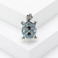 Spilla tartaruga vintage alla moda con strass blu e neri su base in metallo argentato - Blu