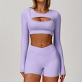 Lavendel paars yoga setje met opengewerkte top met lange mouwen en cross-waist shorts - S / Sering