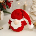 Gnome de Noël fait main au crochet rouge et blanc avec un bonnet tombant et une barbe douce - Bonnet Rouge Tombant