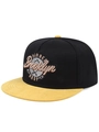Casquette hip-hop à bord plat noir et jaune avec écusson brodé Brooklyn style urbain - Corps Noir Bord Jaune