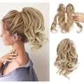 Curly claw clip ponytail extension in golden brown with beige highlights for women - Strawberry Blonde (27T613)