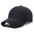 Schwarze, atmungsaktive Schnelltrocknungs-Baseballkappe mit Laser-Belüftungslöchern - Verstellbar / Schwarz