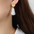 Orecchini vintage a cuore dorato con pendenti in resina effetto marmo bianco - Cuore / Oro Cuore Bianco