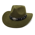 Détail d'un chapeau en laine vert armée avec emblème tête de lion et clous argentés - M (56-58cm) / Vert Militaire