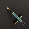 Penna stilografica business verde scuro opaco con clip dorata e dettagli in metallo - Pennino da 0,38 mm / Verde